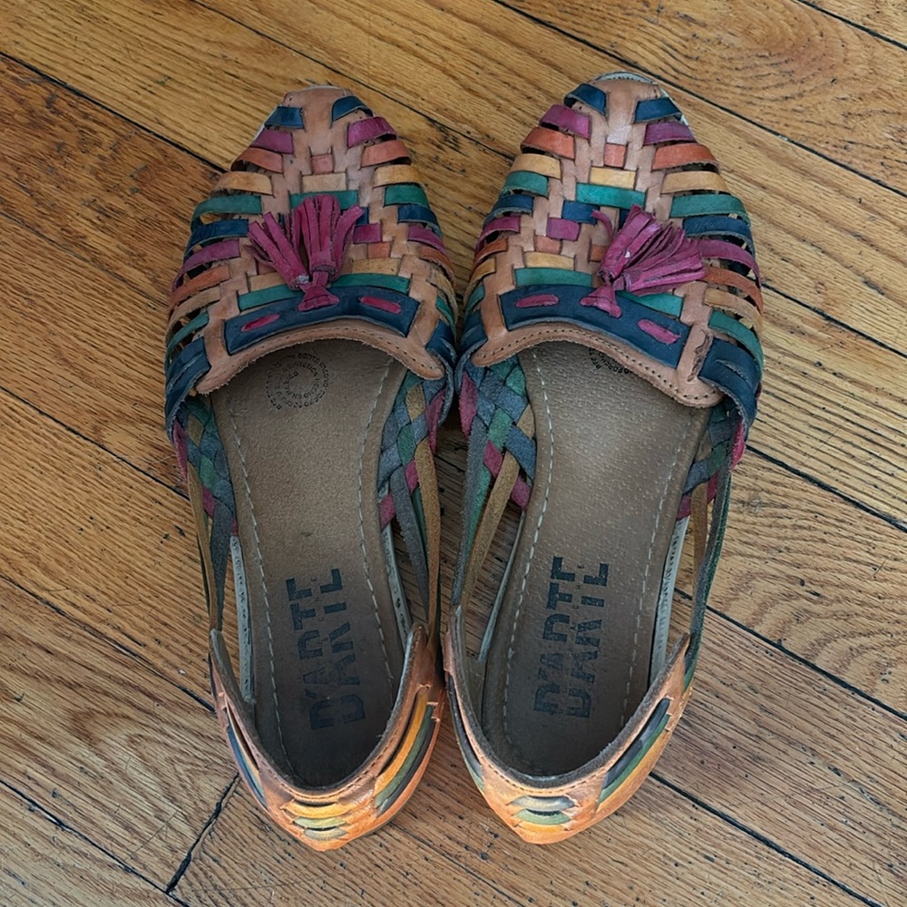 Huaraches Flats